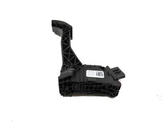 Thumbnail 5: 2017 AUDI A3 E-TRON (8V) FRONT DRIVER GAS ACCELERATOR PEDAL ASSEMBLY