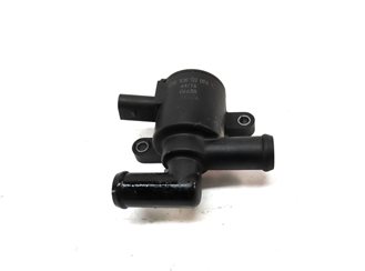Thumbnail 2: 2017 AUDI A3 E-TRON (8V) 1.4L HYBRID (CXUA) ENGINE WATER HEATER SOLENOID VALVE