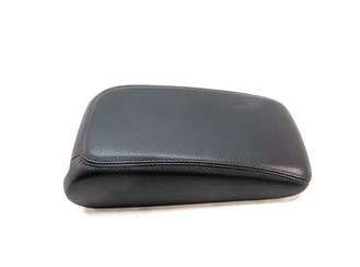 Thumbnail 4: 2015-2018 AUDI A3 S3 (8V 8VF) FRONT CENTER CONSOLE ARMREST LID (BLACK)