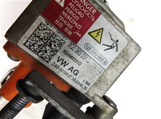 Thumbnail 7: 17 AUDI A3 E-TRON 8V 1.4L (CXUA) HIGH VOLTAGE COOLANT HEATING ELEMENT MODULE