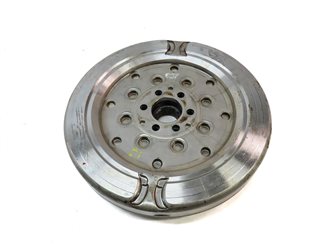 Thumbnail 6: 16-18 AUDI A3 E-TRON (8VF) 1.4L TURBO HYBRID AUTO FWD FLYWHEEL FLY WHEEL