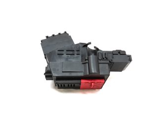 Thumbnail 5: 2013 MERCEDES ML550 (W166) 4.6L POSITIVE BATTER CONTROL MODULE JUNCTION BOX