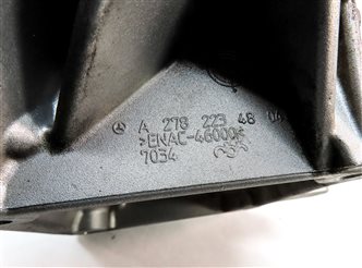 Thumbnail 6: 2013 MERCEDES ML550 (W166) 4.6L (278.928) ENGINE MOTOR MOUNT BRACKET SET/2