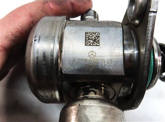 Thumbnail 8: 2011-2020 MERCEDES E500 E550 S600 SL450 SL550 GL550 - LEFT MECHANICAL FUEL PUMP