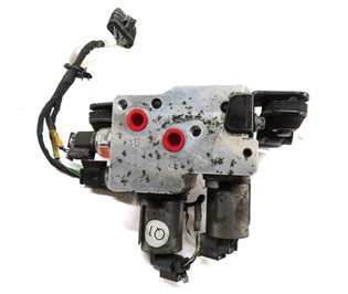 Thumbnail 7: 2013 MERCEDES ML550 (W166) REAR ACTIVE SWAY BAR SUSPENSION VALVE BLOCK