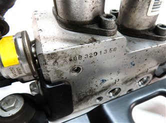 Thumbnail 8: 2013 MERCEDES ML550 (W166) REAR ACTIVE SWAY BAR SUSPENSION VALVE BLOCK