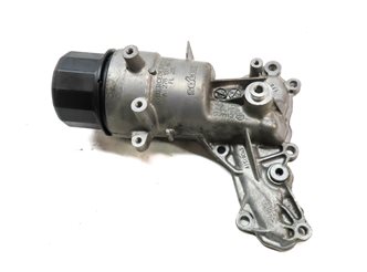 Thumbnail 4: 2013 MERCEDES ML550 (W166) 4.6L (278.928) ENGINE MOTOR OIL FILTER HOUSING