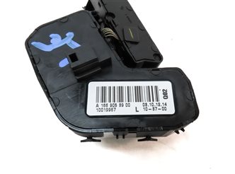 Thumbnail 6: 12-18 CLA G GL ML C117 W166 W242 W463 X166 FRONT LEFT DRIVER MEMORY SEAT SWITCH
