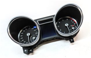Thumbnail 4: 2013 MERCEDES ML GL CLASS SPEEDOMETER CLUSTER (119k)