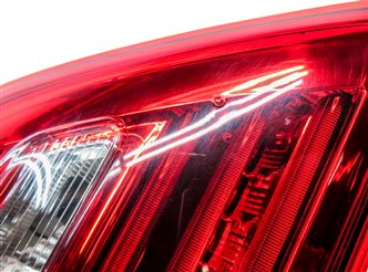 Thumbnail 7: 2012-2015 MERCEDES ML CLASS (W166) LEFT DRIVER REAR INNER TAILLIGHT LIGHT LAMP