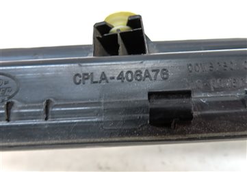 Thumbnail 7: 2015 LAND RANGE ROVER SPORT (L494) REAR RIGHT TRUNK HATCH TRIM w/PINCH SENSOR