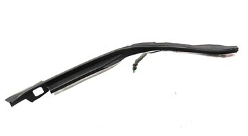 Thumbnail 3: 2015 LAND RANGE ROVER SPORT (L494) REAR LEFT TRUNK HATCH TRIM w/PINCH SENSOR