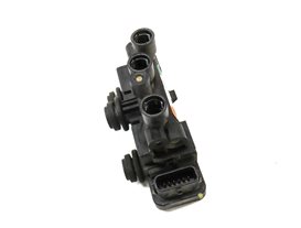 Thumbnail 3: 15 LAND RANGE ROVER SPORT L494 FRONT AIR SUSPENSION TRANSFER RELIEF VALVE BLOCK