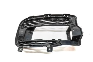 Thumbnail 2: 2015 RANGE ROVER SPORT (L494) FRONT RIGHT LOWER BUMPER FOGLIGHT GRILLE TRIM