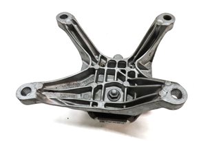 Thumbnail 5: 2018 AUDI A4 (B9 8W) AUTO AT AUTOMATIC TRANSMISSION MOUNT