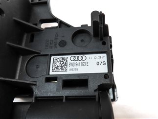 Thumbnail 5: 18 AUDI A4 B9 8W 2.0L TURBO (DBPA) POSITIVE POWER TERMINAL POWER SUPPLY JUNCTION