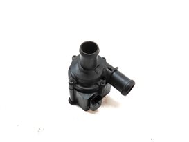Thumbnail 2: 2018 AUDI A4 (B9 8W) 2.0L TURBO (DBPA) ENGINE AUXILIARY WATER COOLANT PUMP