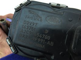 Thumbnail 6: 13-19 XE XF XJ RANGE ROVER SPORT DISCOVERY (L405 L494 L462) THROTTLE BODY