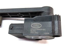 Thumbnail 5: 2015 LAND RANGE ROVER SPORT (L494) REAR LEFT SUSPENSION HEIGHT LEVEL SENSOR