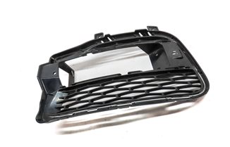 Thumbnail 3: 2014-2017 RANGE ROVER SPORT (L494) RIGHT FRONT PASSENGER FOGLIGHT GRILLE TRIM