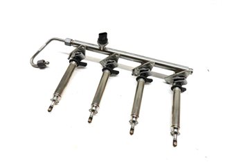 Thumbnail 1: 19 MERCEDES GLA250 (X156) 2.0L TURBO (270.920) ENGINE FUEL INJECTOR SET/4 w/RAIL