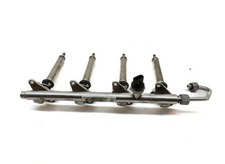 Thumbnail 4: 19 MERCEDES GLA250 (X156) 2.0L TURBO (270.920) ENGINE FUEL INJECTOR SET/4 w/RAIL