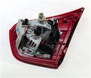 Thumbnail 5: 2015-2020 MERCEDES GLA250 (X156) LEFT DRIVER REAR INNER TAILLIGHT LIGHT LAMP