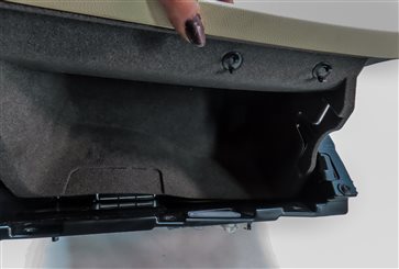 Thumbnail 7: 2014-2020 MERCEDES BENZ GLA-CLASS (X156) GLOVE BOX STORAGE COMPARTMENT (BEIGE)