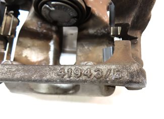 Thumbnail 7: 14-17 MERCEDES B ELECTRIC (W242) REAR RIGHT PASSENGER BRAKE CALIPER w/ ACTUATOR