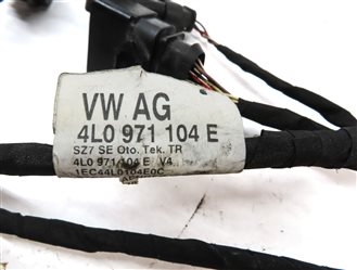 Thumbnail 4: 2008 AUDI Q7 (4L) REAR PARK ASSIST PDC SENSOR SET w/WIRE HARNESS (BLUE)