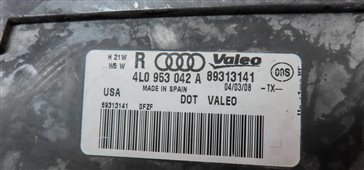 Thumbnail 7: 07-09 AUDI Q7 (4L) RIGHT FRONT PASSENGER BUMPER TURN SIGNAL MARKER LIGHT LAMP