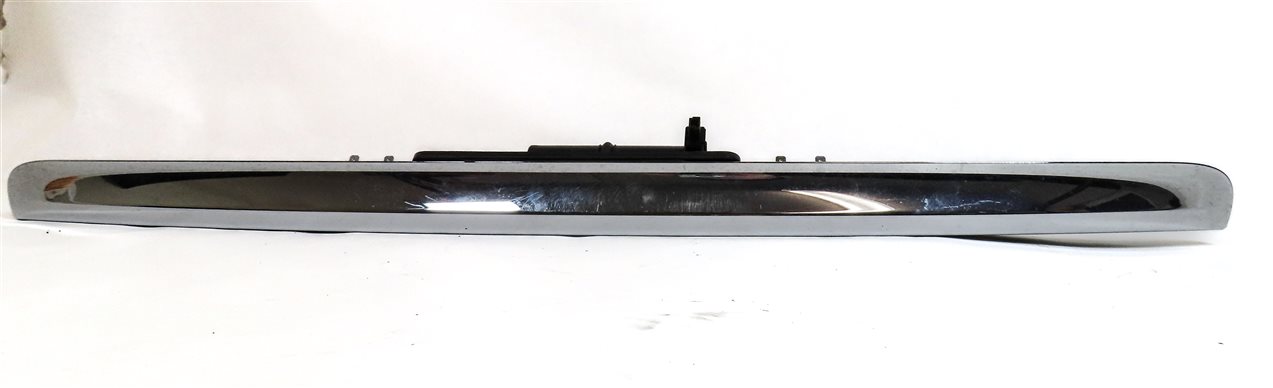 Thumbnail 2: 09 MERCEDES GL320 (X164) REAR TRUNK TAILGATE LICENSE PLATE LIGHT TRIM w/HANDLE