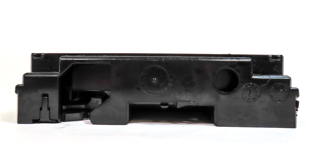 Thumbnail 7: 09 MERCEDES GL320 (X164) FRONT CENTER COIN TRAY COMPARTMENT (BIRDS EYE WOOD)