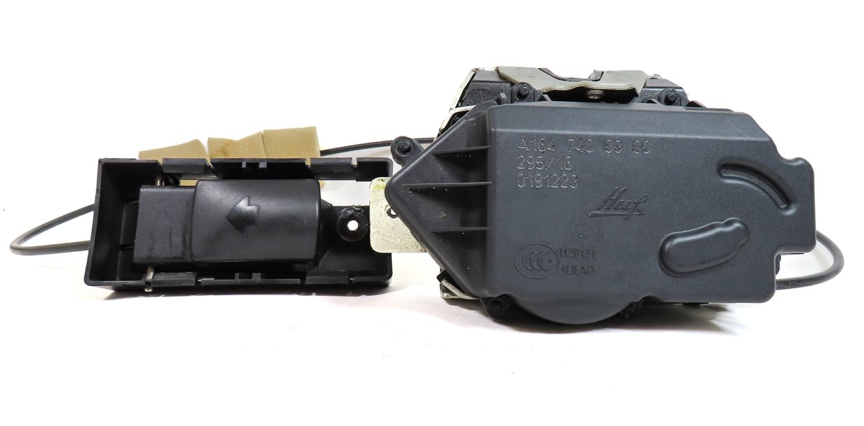 Thumbnail 2: 2009 MERCEDES GL320 (X164) REAR TRUNK TAILGATE HATCH LATCH w/RELEASE HANDLE