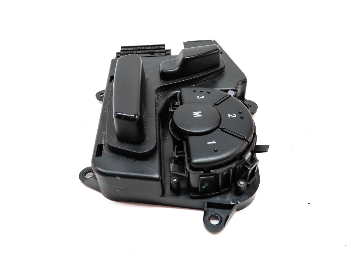Thumbnail 3: 2009 MERCEDES GL320 (X164) FRONT RIGHT PASSENGER MEMORY SEAT ADJUST SWITCH