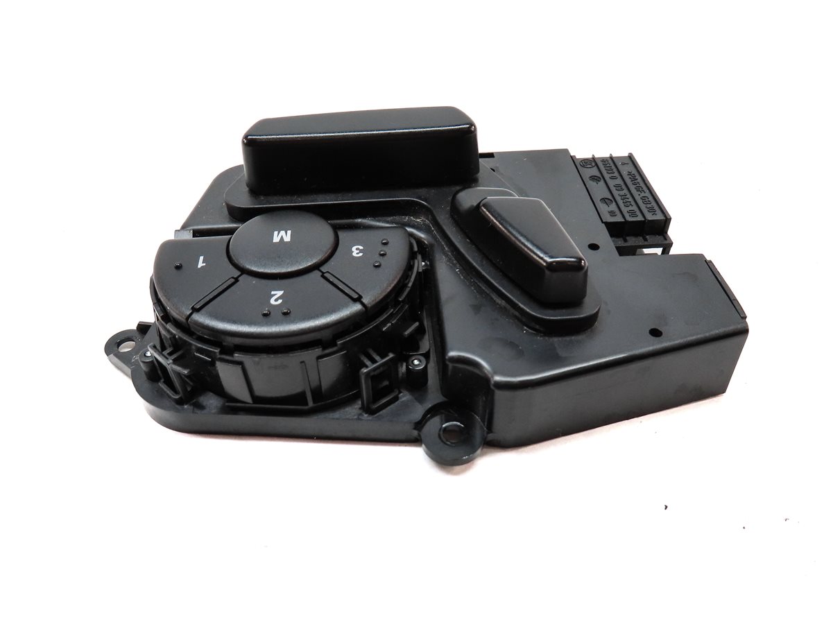 Thumbnail 4: 2009 MERCEDES GL320 (X164) FRONT RIGHT PASSENGER MEMORY SEAT ADJUST SWITCH