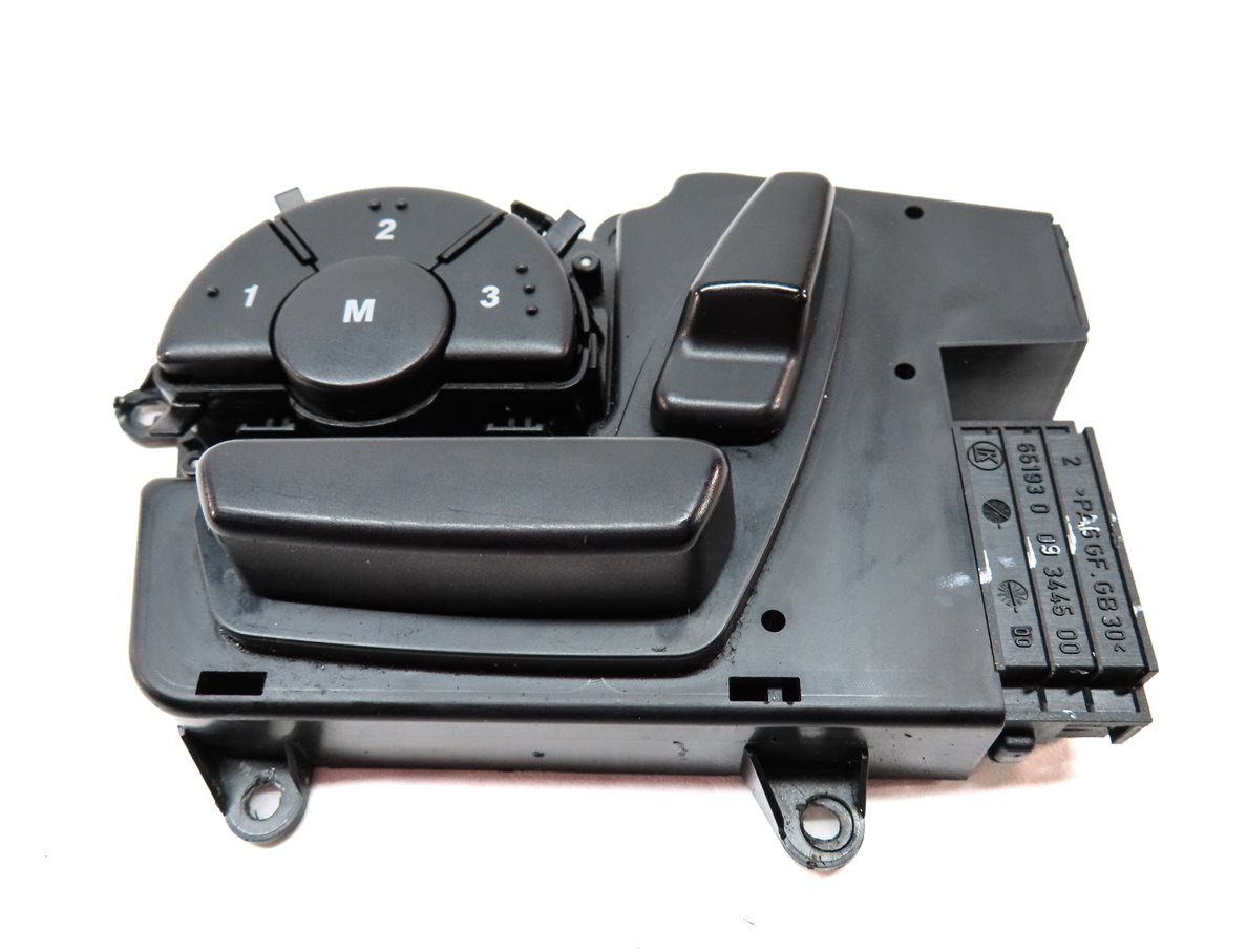 Thumbnail 2: 2009 MERCEDES GL320 (X164) FRONT LEFT DRIVER MEMORY SEAT POSITION ADJUST SWITCH