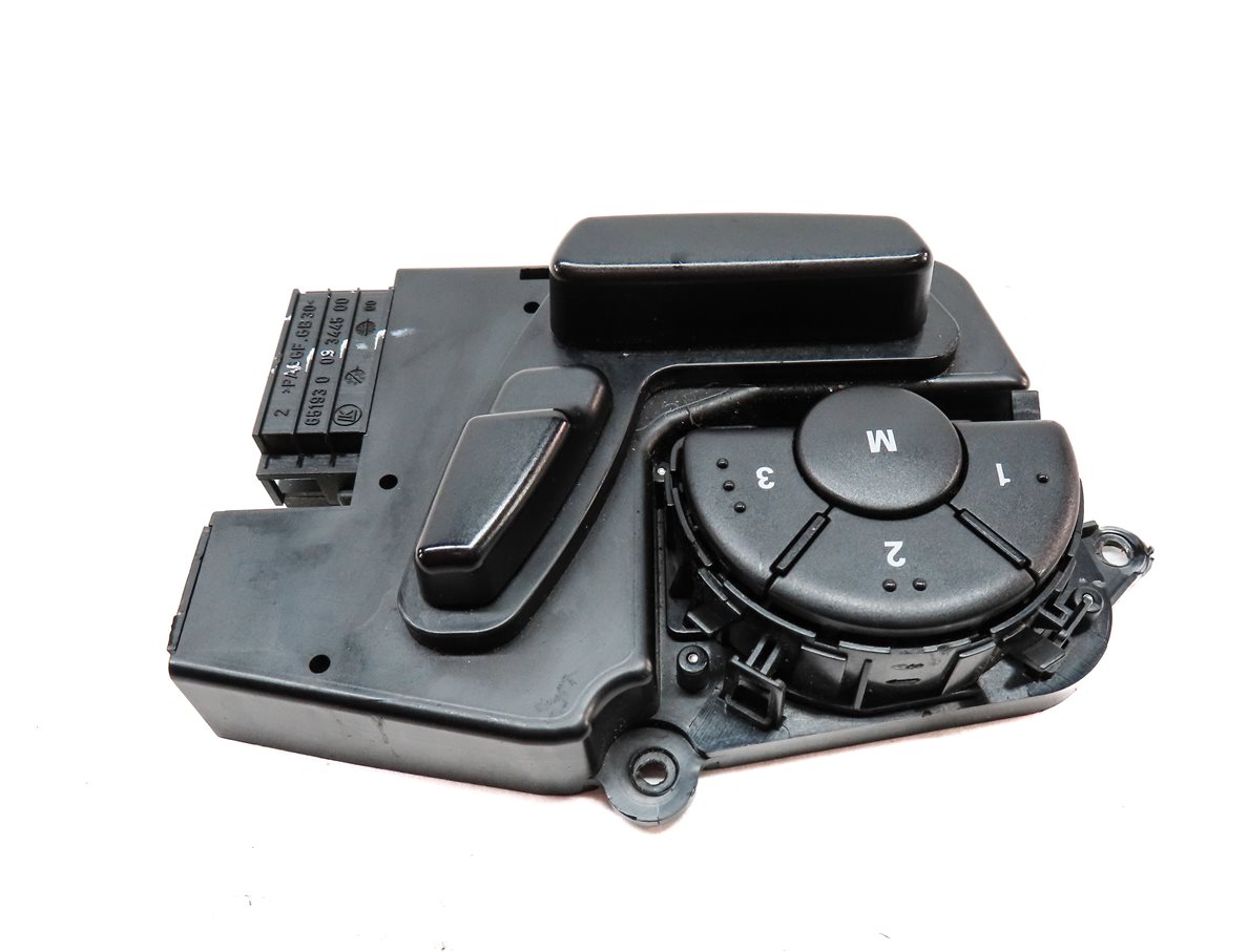 Thumbnail 4: 2009 MERCEDES GL320 (X164) FRONT LEFT DRIVER MEMORY SEAT POSITION ADJUST SWITCH