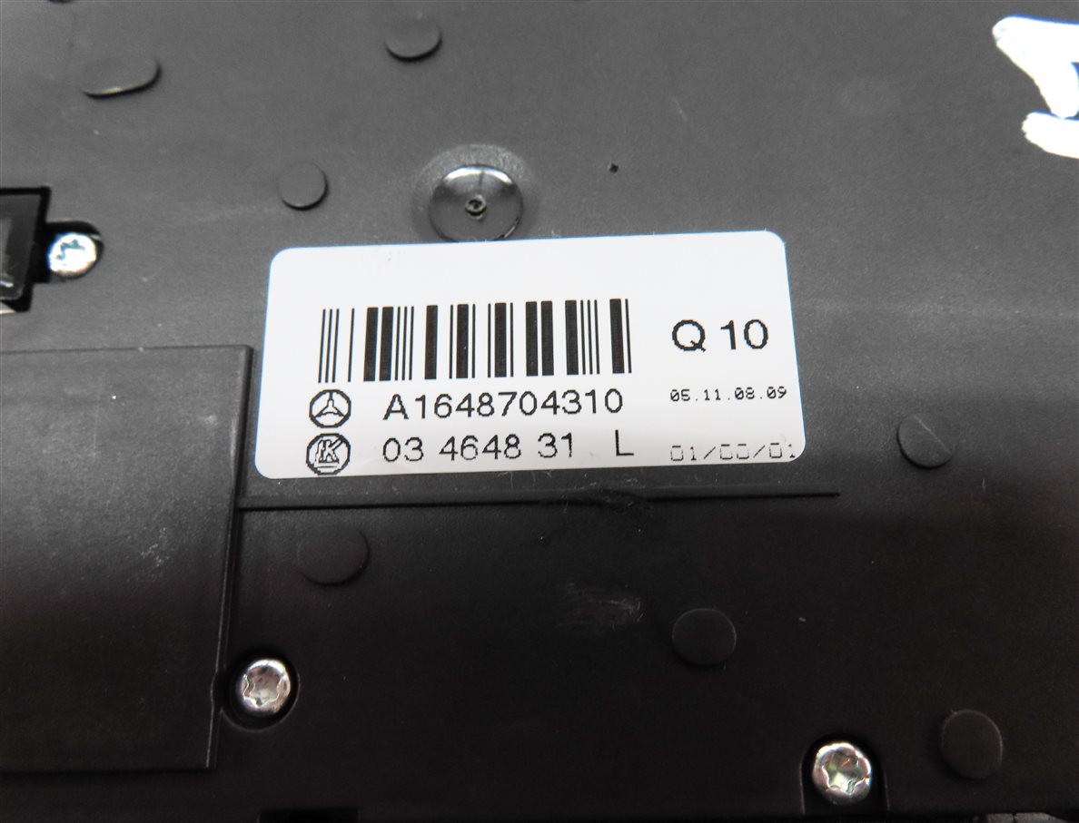 Thumbnail 8: 2009 MERCEDES GL320 (X164) FRONT LEFT DRIVER MEMORY SEAT POSITION ADJUST SWITCH
