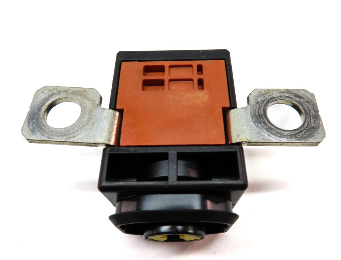Thumbnail 6: 2009 MERCEDES GL320 (X164) 3.0L DIESEL ENGINE OVERLOAD PROTECTION FUSE MODULE