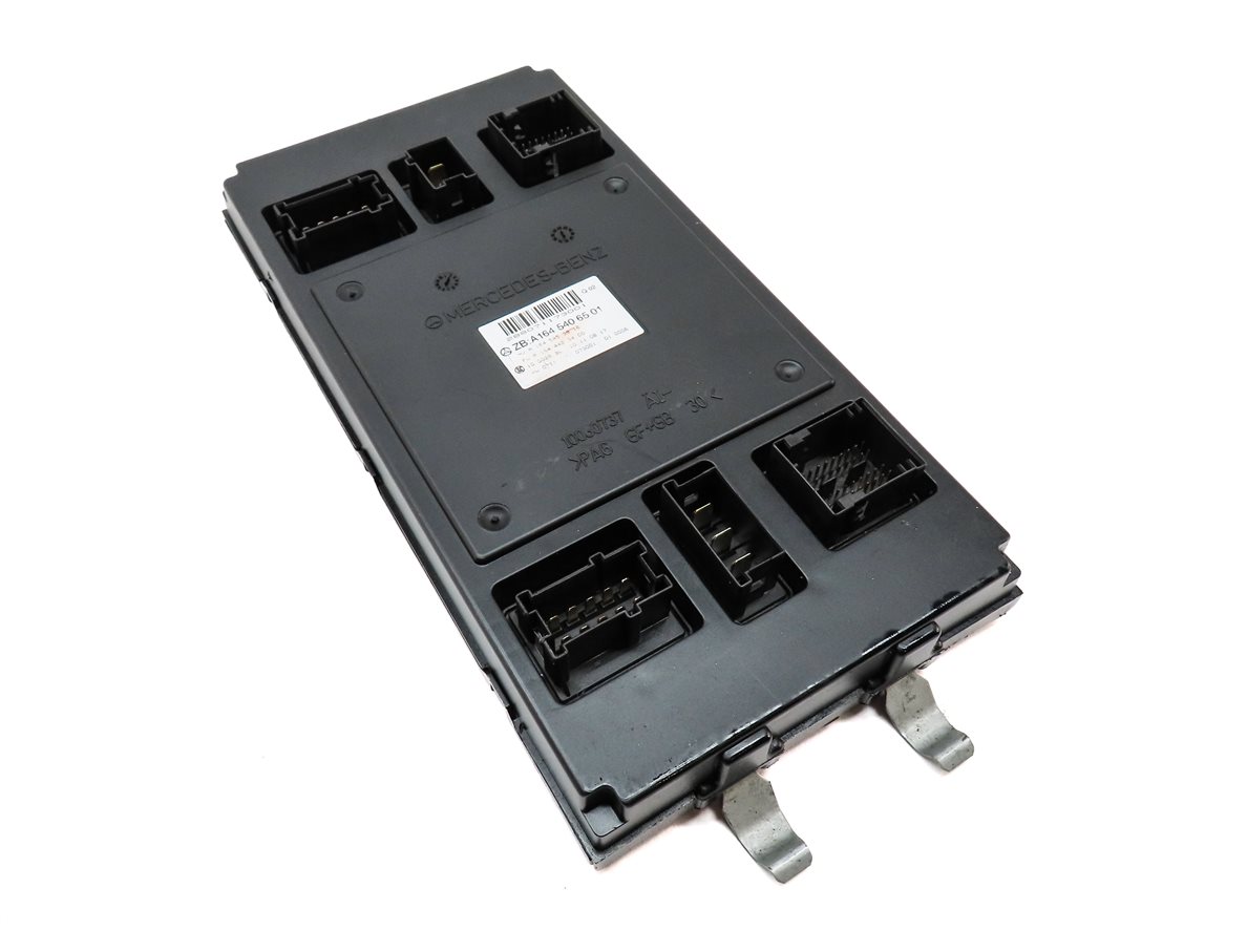 2009 MERCEDES GL320 GL350 GL450 GL550 ML320 ML350 ML550 R350 - FRONT SAM MODULE