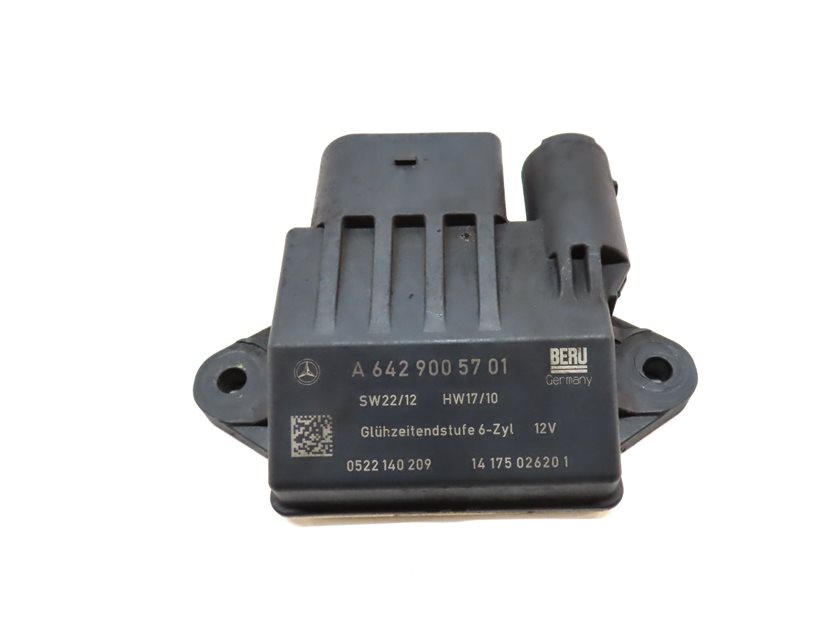 Thumbnail 2: 2009 MERCEDES GL320 (X164) 3.0L BLUETEC DIESEL ENGINE GLOW PLUG CONTROL MODULE