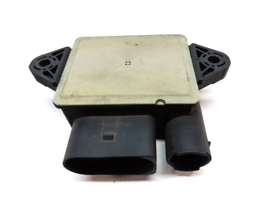 Thumbnail 6: 2009 MERCEDES GL320 (X164) 3.0L BLUETEC DIESEL ENGINE GLOW PLUG CONTROL MODULE