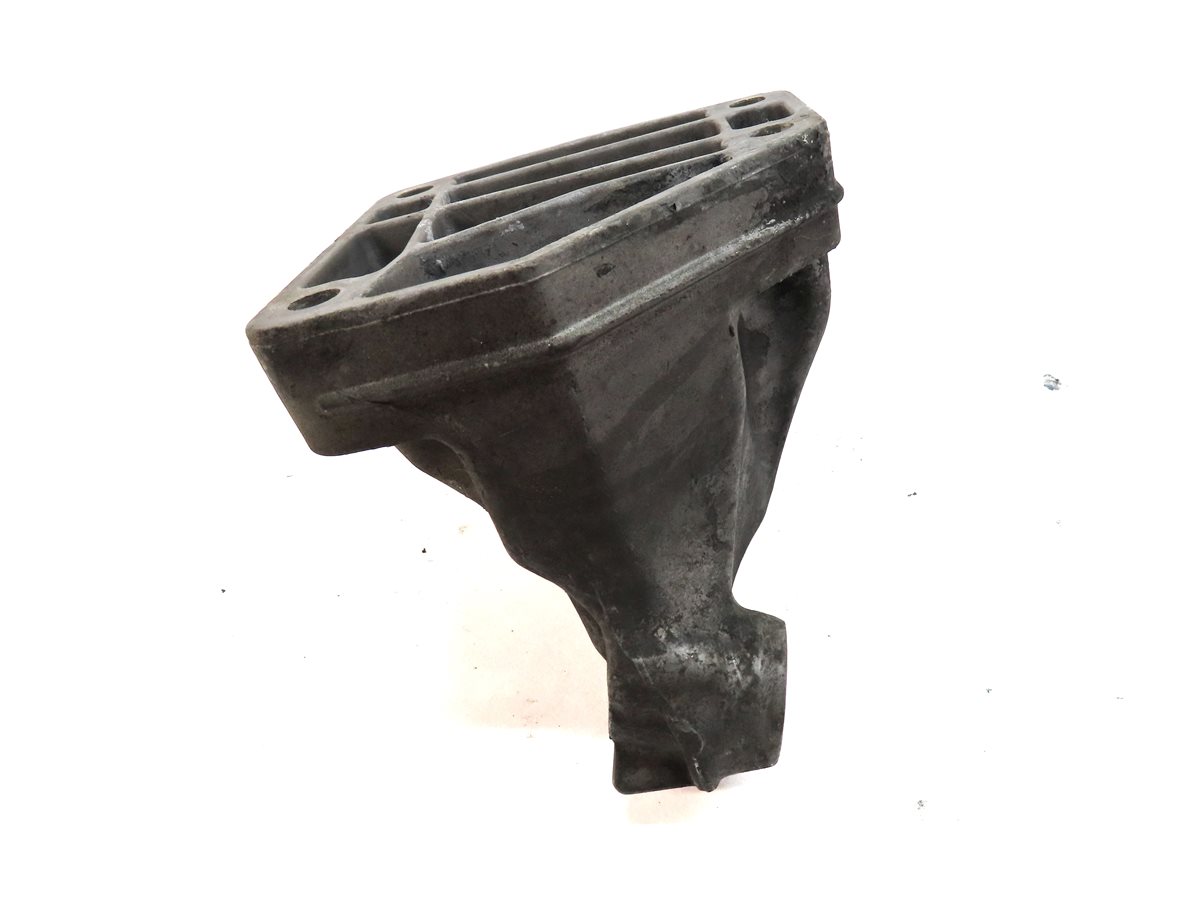 Thumbnail 7: 2009 MERCEDES GL320 (X164) 3.0L DIESEL LEFT ENGINE MOTOR MOUNT BRACKET