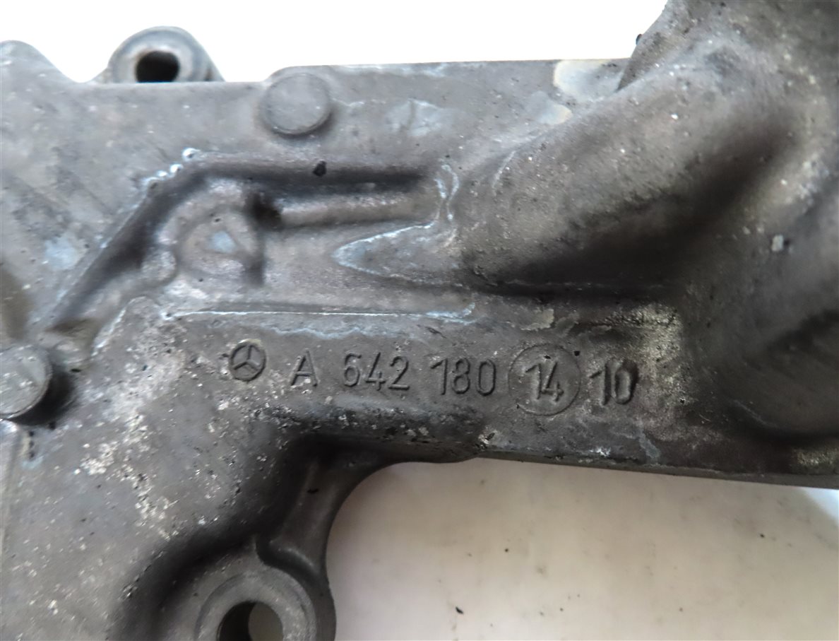 Thumbnail 8: 2009 MERCEDES GL320 (X164) 3.0L DIESEL ENGINE MOTOR OIL FLUID FILTER HOUSING