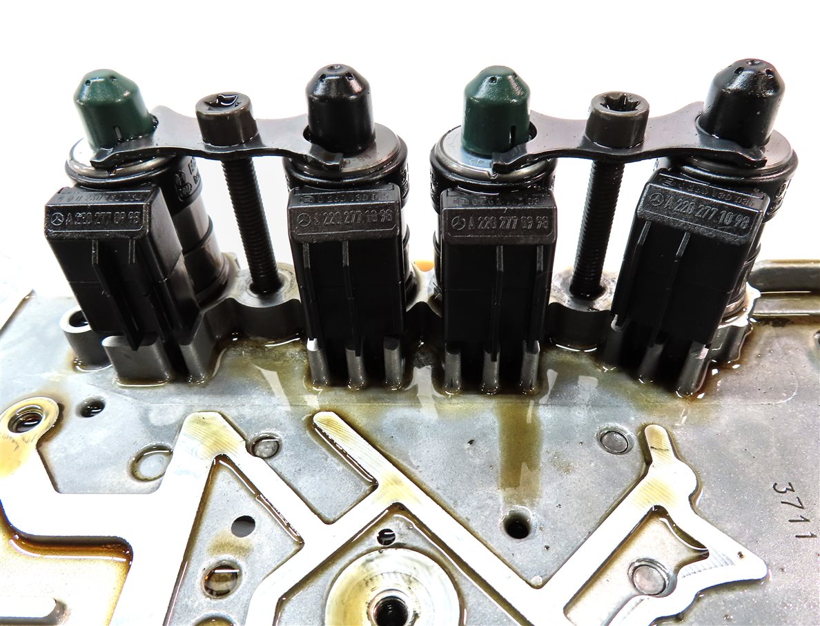 Thumbnail 14: 09 GL320 X164 3.0L DIESEL 722.9 TRANSMISSION VALVE BODY & CONDUCTOR PLATE SET