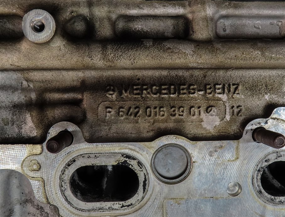 Thumbnail 14: 09 MERCEDES GL320 ML320 (X164 W164) 3.0L OM642 DIESEL ENGINE LEFT CYLINDER HEAD