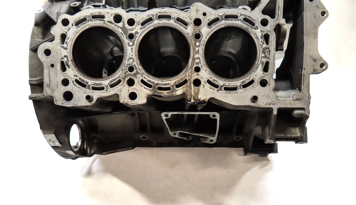 Thumbnail 7: 09 MERCEDES GL320 ML320 X164 W164 3.0L OM642 DIESEL ENGINE CYLINDER BLOCK (BARE)