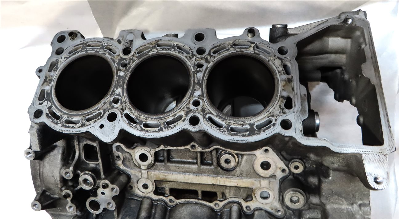 Thumbnail 9: 09 MERCEDES GL320 ML320 X164 W164 3.0L OM642 DIESEL ENGINE CYLINDER BLOCK (BARE)