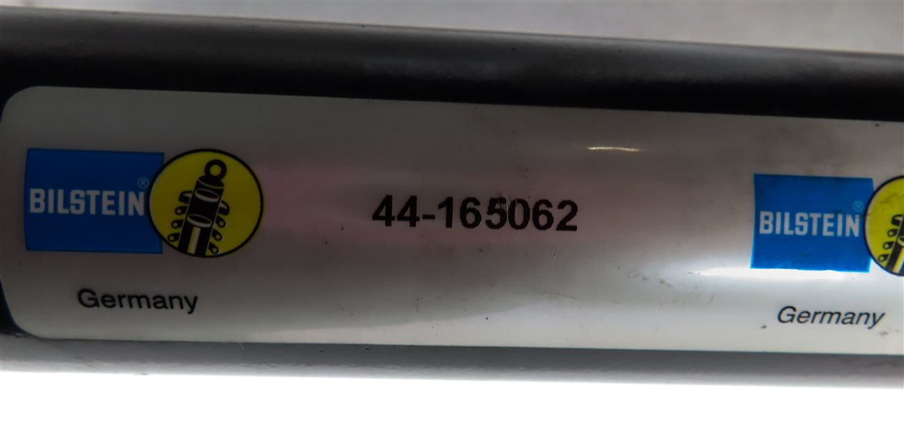 Thumbnail 6: 2007-2012 MERCEDES GL320 GL350 GL450 (X164) LEFT FRONT DRIVER AIR SHOCK STRUT